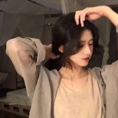 穿越后,毒医夫人惊艳全城